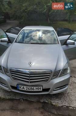 Седан Mercedes-Benz E-Class 2010 в Прилуках