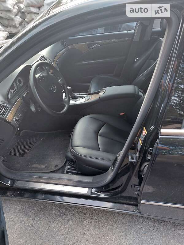 Mercedes-Benz E-Class 2005 Mercedes-Benz E-Class 2005