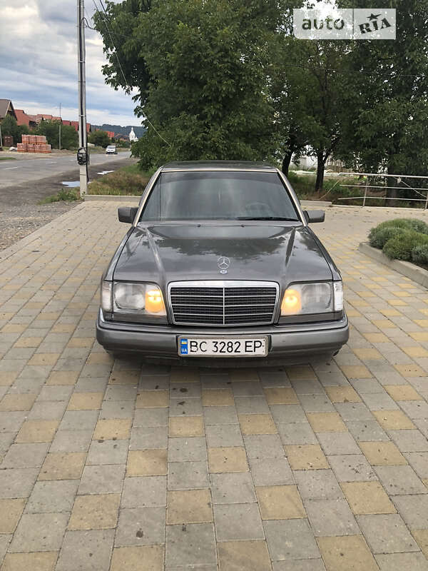 Седан Mercedes-Benz E-Class 1994 в Виноградові