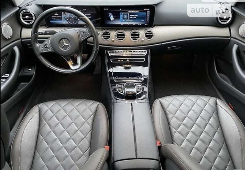 Mercedes-Benz E-Class 2016