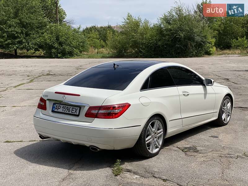 Купе Mercedes-Benz E-Class 2010 в Запорожье