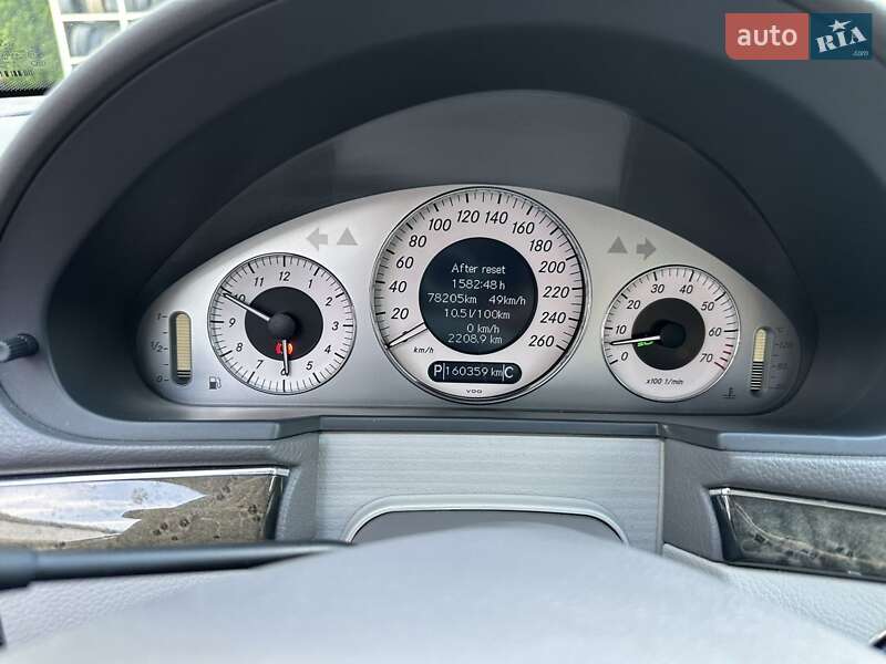 Седан Mercedes-Benz E-Class 2005 в Львове