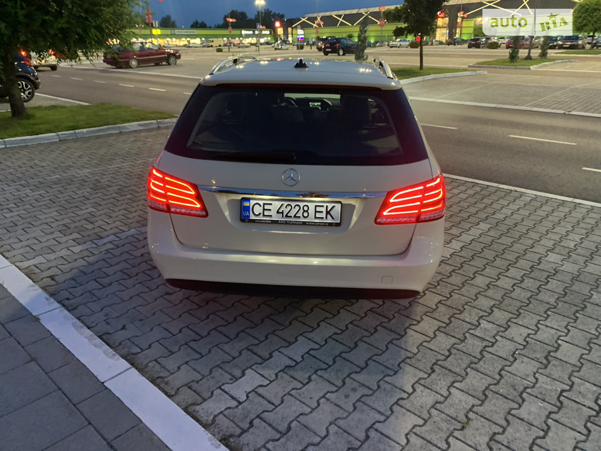 2013 Mercedes-Benz E-klasse - мініатюра 48