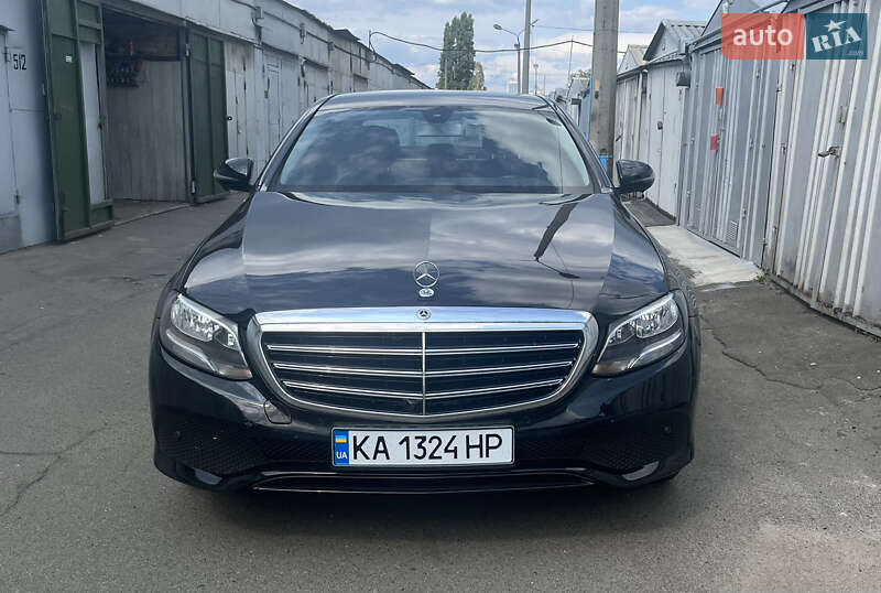 Седан Mercedes-Benz E-Class 2018 в Киеве