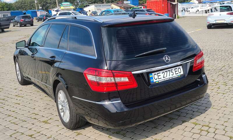 Універсал Mercedes-Benz E-Class 2010 в Чернівцях
