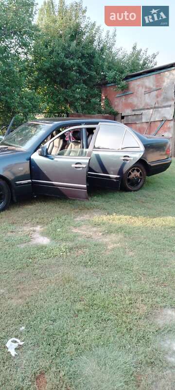 Седан Mercedes-Benz E-Class 1996 в Кременчуці фото 14 Седан Mercedes-Benz E-Class 1996 в Кременчуці