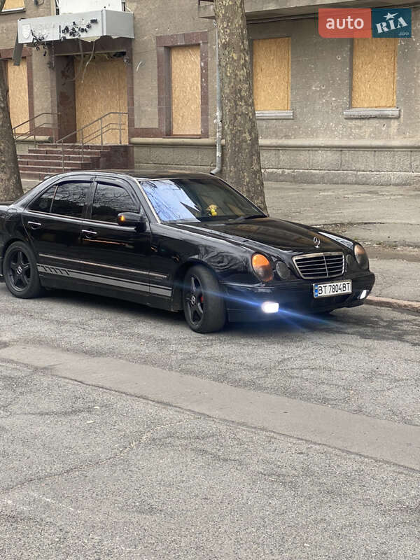 Седан Mercedes-Benz E-Class 1999 в Херсоні