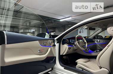 Купе Mercedes-Benz E-Class 2019 в 