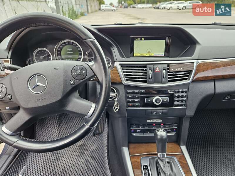 Универсал Mercedes-Benz E-Class 2011 в Луцке