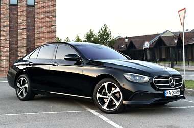 Седан Mercedes-Benz E-Class 2021 в 