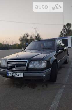 Седан Mercedes-Benz E-Class 1994 в Києві