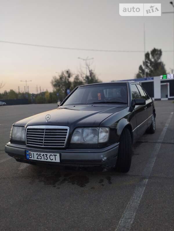 Mercedes-Benz E-Class 1994