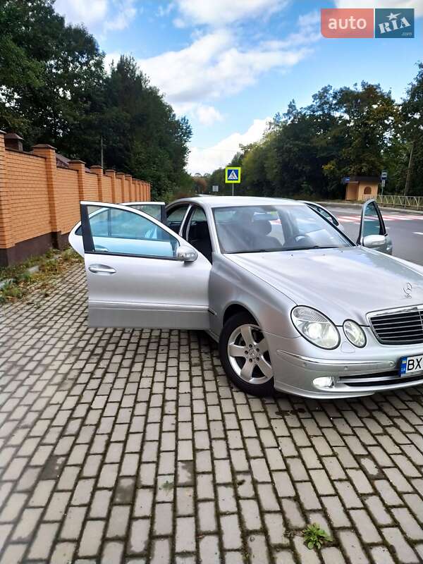 Седан Mercedes-Benz E-Class 2006 в Хмельницькому