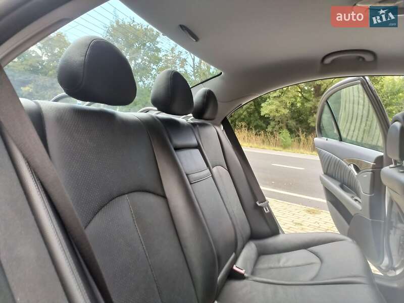 Седан Mercedes-Benz E-Class 2006 в Хмельницькому