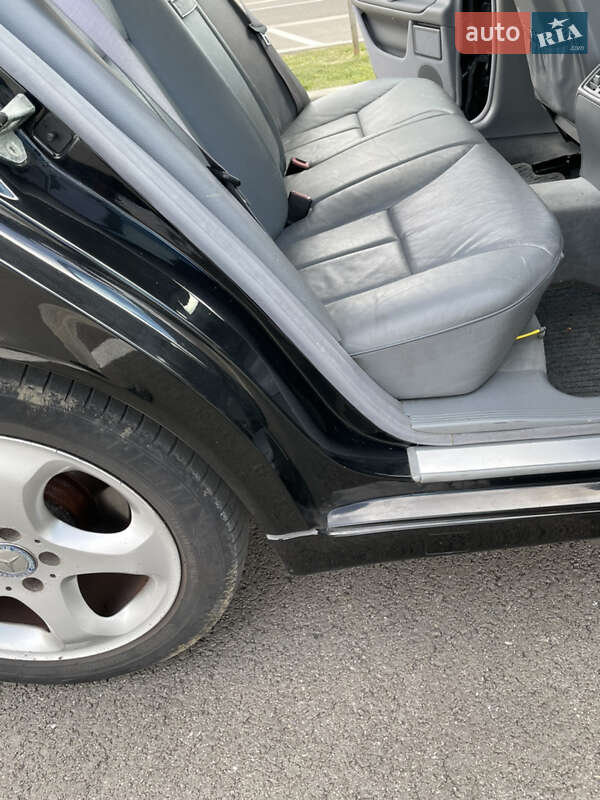 Седан Mercedes-Benz E-Class 2001 в Івано-Франківську