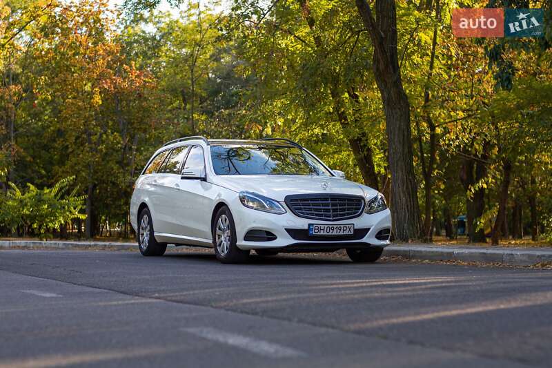 Універсал Mercedes-Benz E-Class 2013 в Одесі