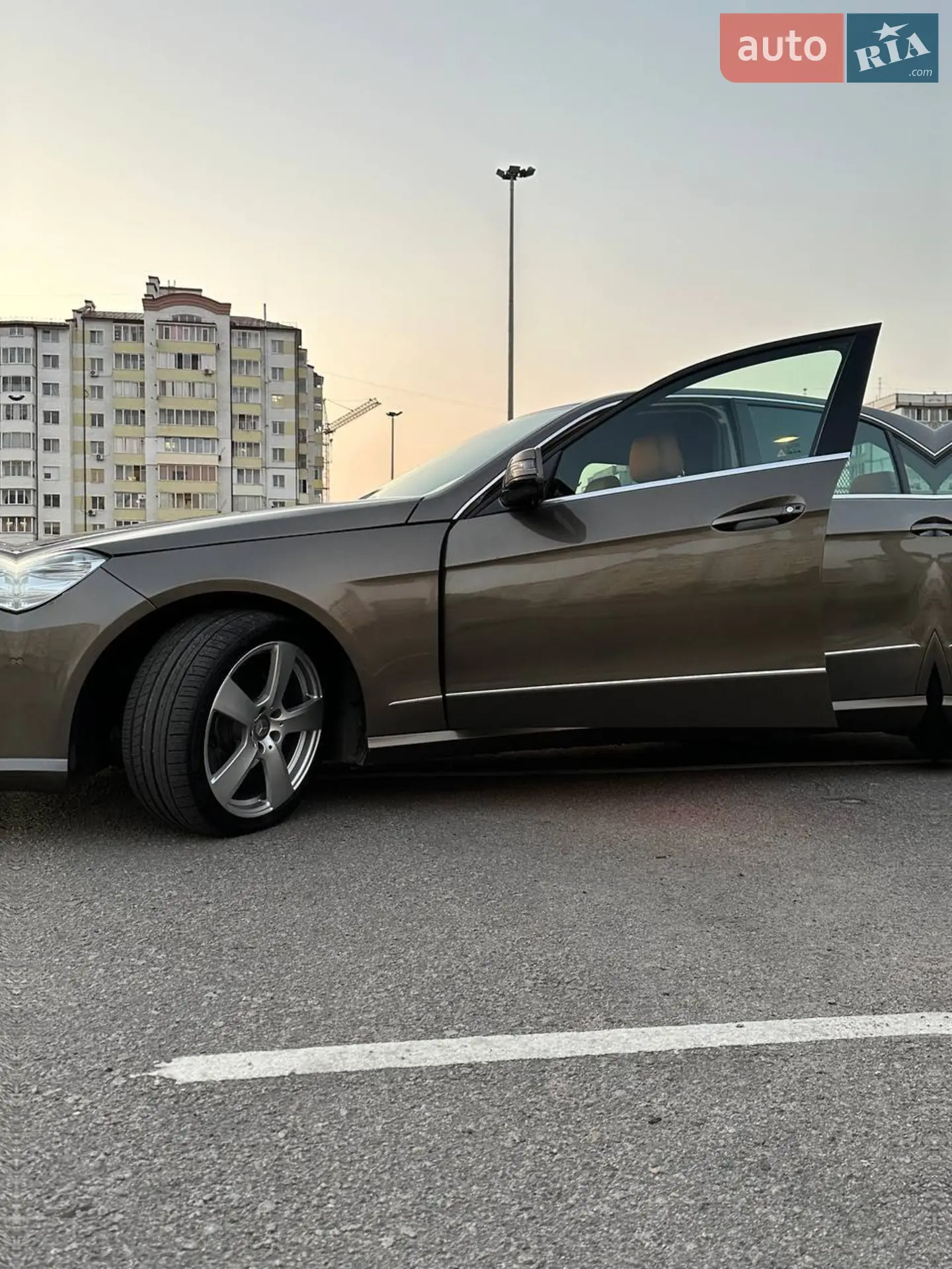 2013 Mercedes-Benz E-klasse - мініатюра 31