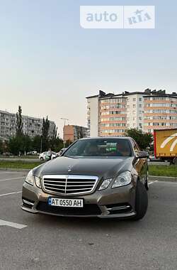 Седан Mercedes-Benz E-Class 2013 в Ивано-Франковске
