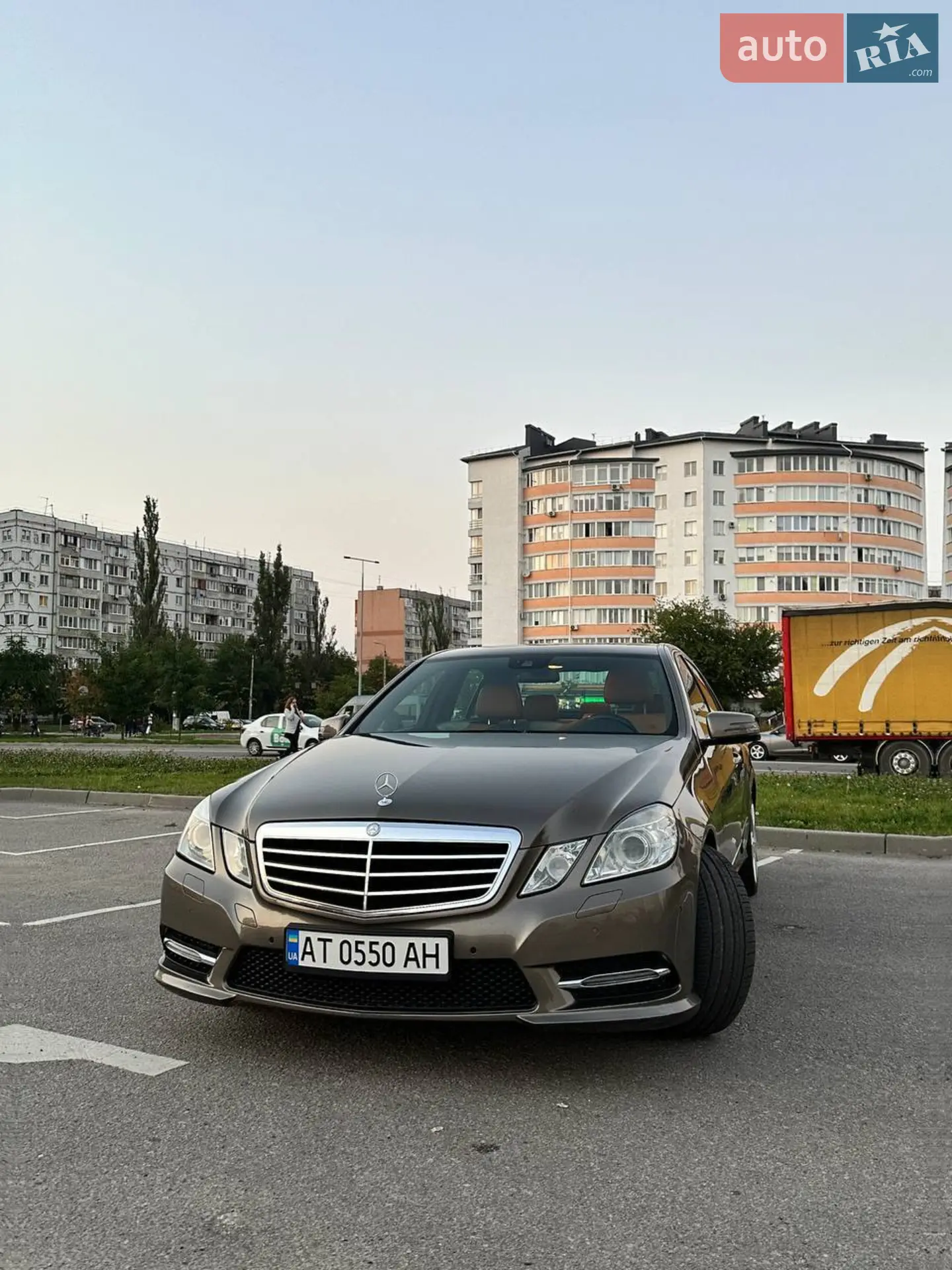 2013 Mercedes-Benz E-klasse - фото 1
