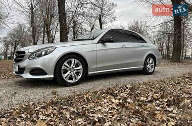 Седан Mercedes-Benz E-Class 2014 в Киеве