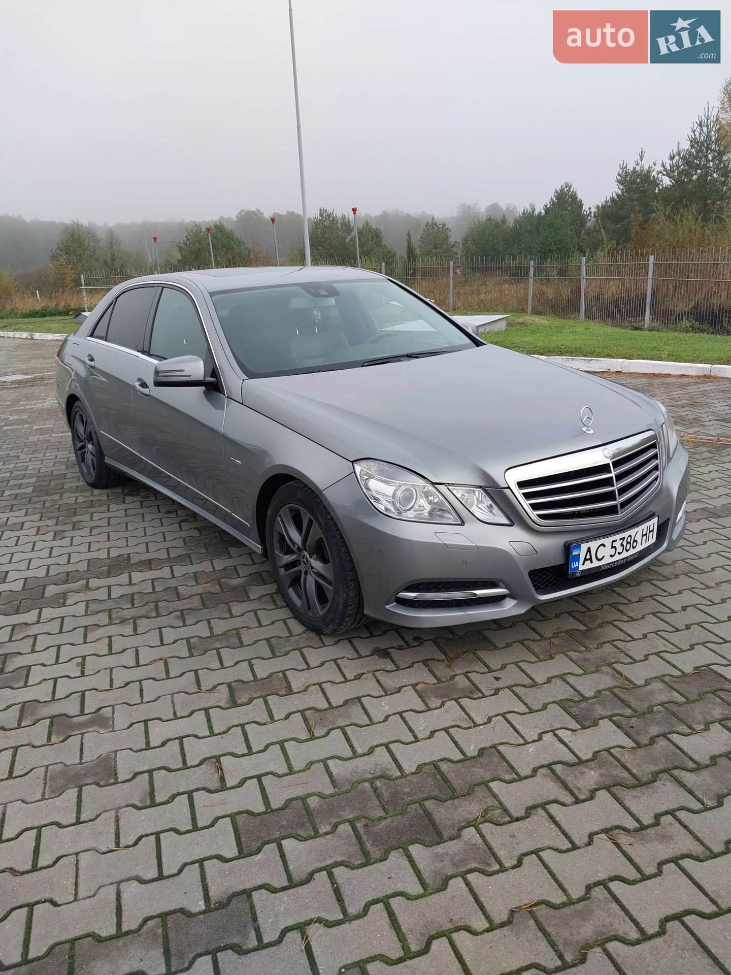 2012 Mercedes-Benz E-klasse - мініатюра 10