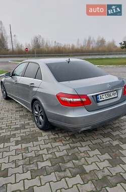 Седан Mercedes-Benz E-Class 2012 в Ковелі