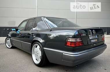Седан Mercedes-Benz E-Class 1994 в 