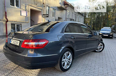 Седан Mercedes-Benz E-Class 2011 в 