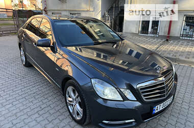 Седан Mercedes-Benz E-Class 2011 в 