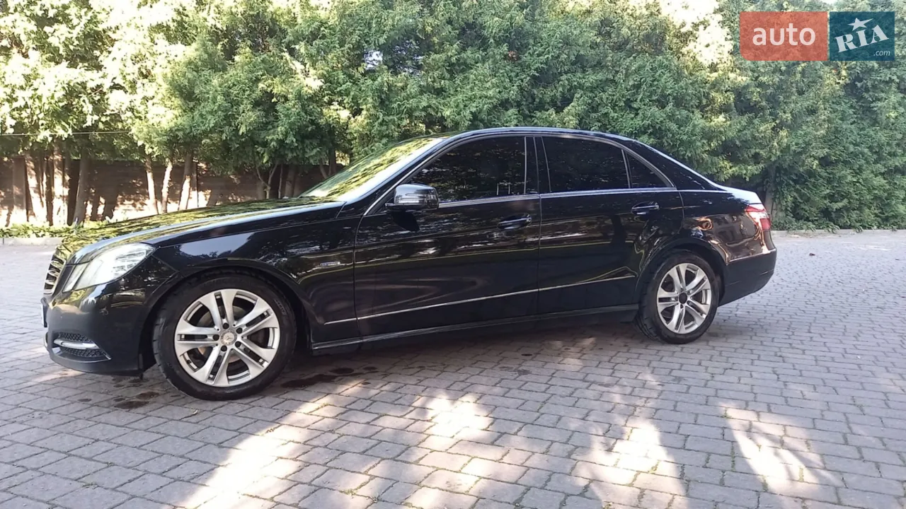 2013 Mercedes-Benz E-klasse - мініатюра 17