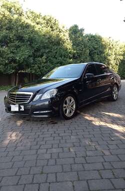 Седан Mercedes-Benz E-Class 2012 в Калуше