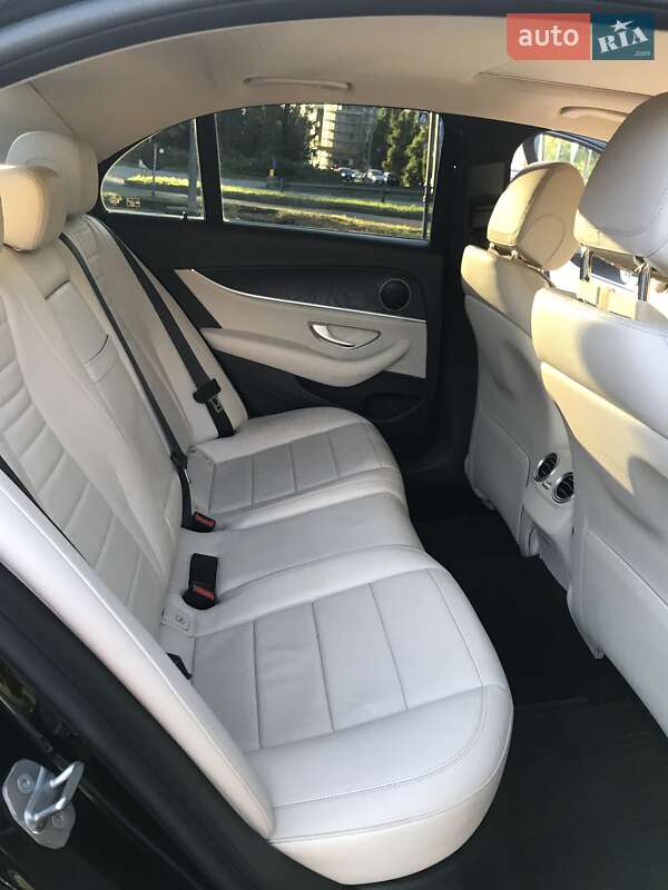 Седан Mercedes-Benz E-Class 2016 в Одессе