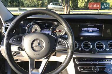 Седан Mercedes-Benz E-Class 2016 в 