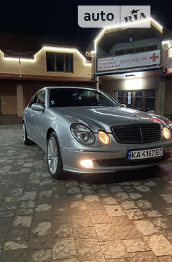 Седан Mercedes-Benz E-Class 2004 в Иршаве