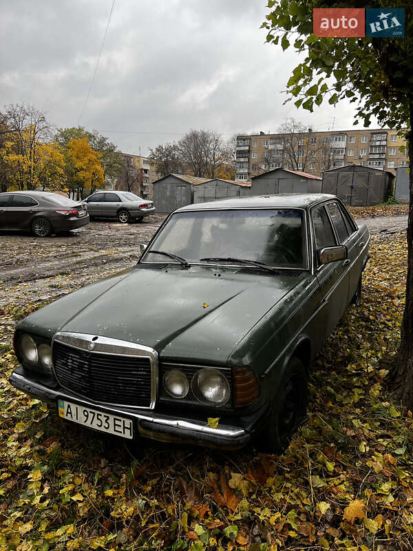 Седан Mercedes-Benz E-Class 1976 в Харькове фото 5 Седан Mercedes-Benz E-Class 1976 в Харькове