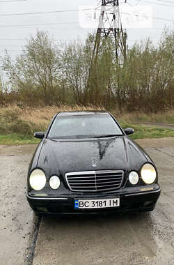 Седан Mercedes-Benz E-Class 2000 в 