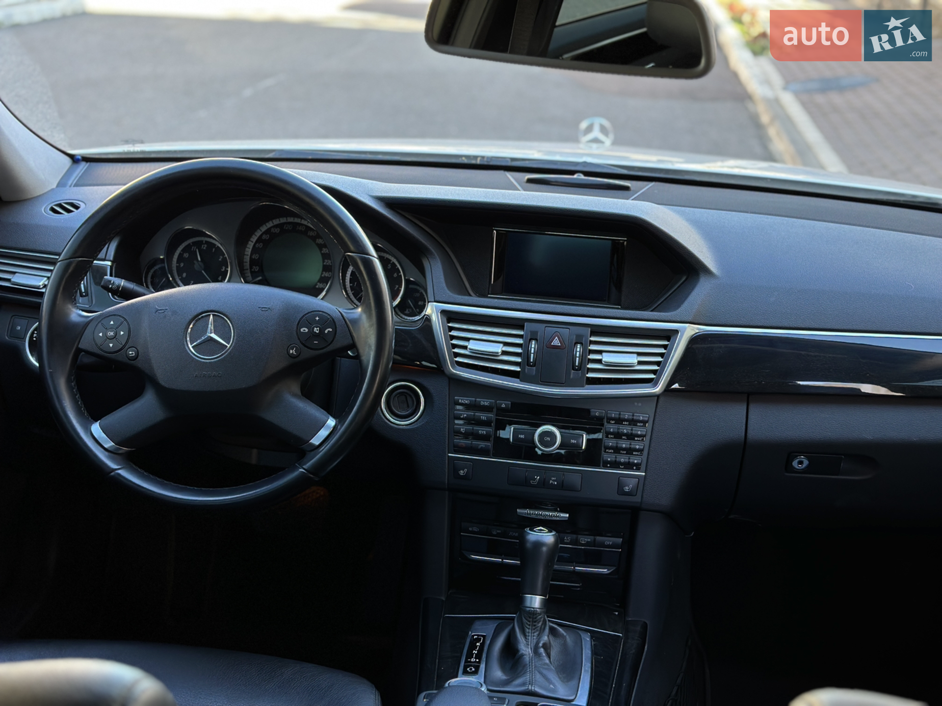 2010 Mercedes-Benz E-klasse - мініатюра 37