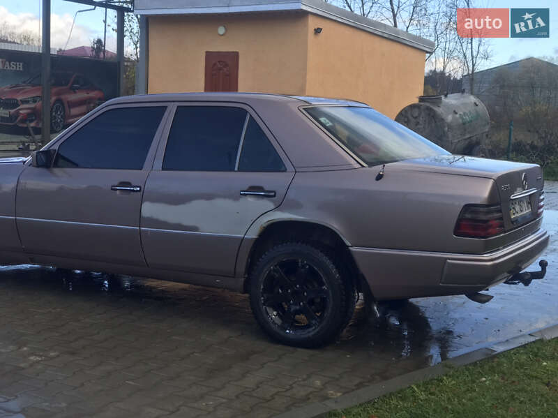 Седан Mercedes-Benz E-Class 1996 в Турке