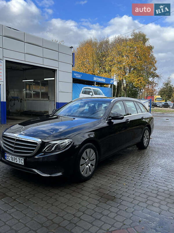 Универсал Mercedes-Benz E-Class 2016 в Львове
