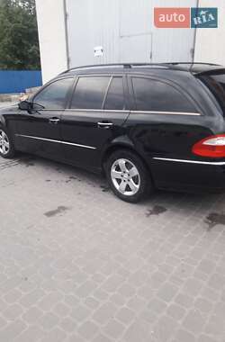 Універсал Mercedes-Benz E-Class 2004 в 