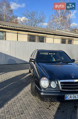 Седан Mercedes-Benz E-Class 1998 в Тальному