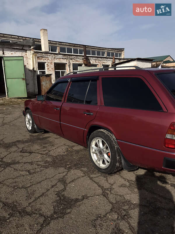 Універсал Mercedes-Benz E-Class 1995 в Смілі