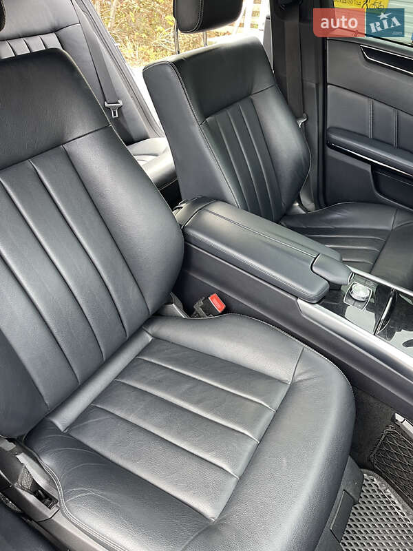 Седан Mercedes-Benz E-Class 2014 в Одесі