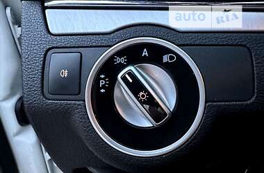 Купе Mercedes-Benz E-Class 2010 в 