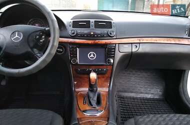 Седан Mercedes-Benz E-Class 2003 в Александрие