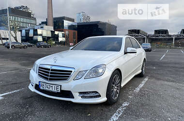 Седан Mercedes-Benz E-Class 2013 в Києві