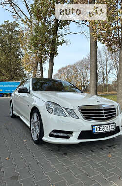 Седан Mercedes-Benz E-Class 2012 в Новоселиці