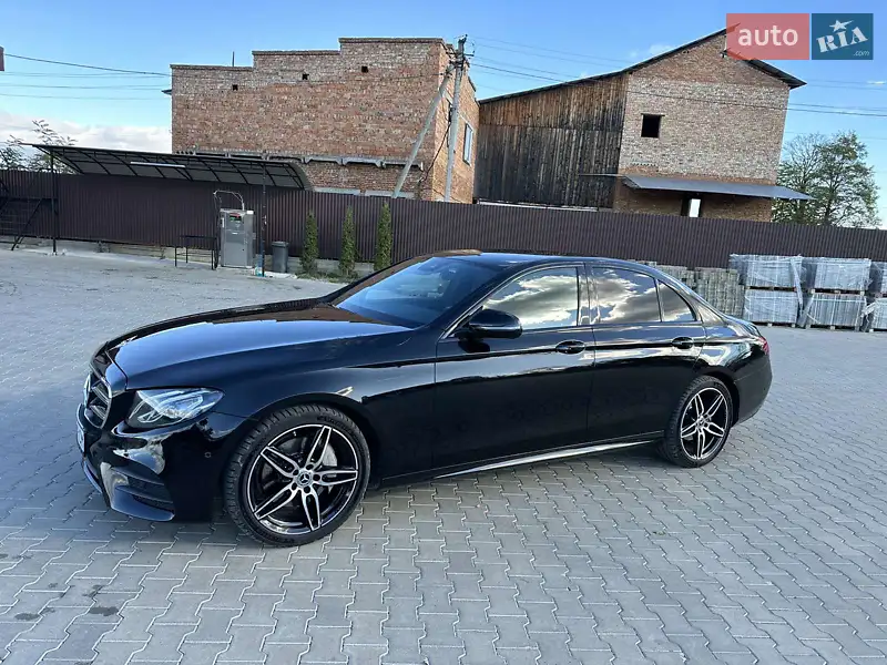 Седан Mercedes-Benz E-Class 2018 в 