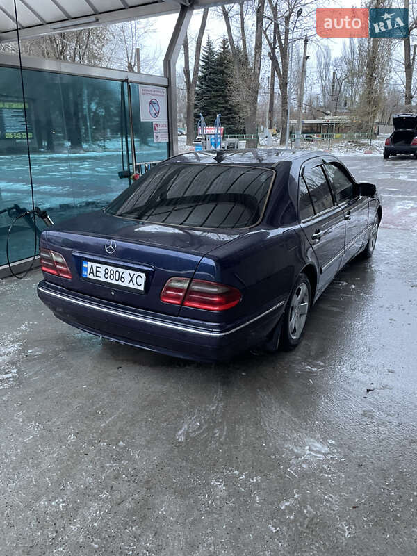 Седан Mercedes-Benz E-Class 2001 в Кривому Розі фото 21 Седан Mercedes-Benz E-Class 2001 в Кривому Розі
