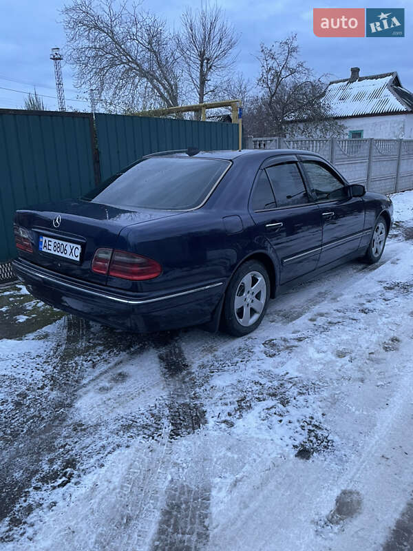Седан Mercedes-Benz E-Class 2001 в Кривому Розі фото 28 Седан Mercedes-Benz E-Class 2001 в Кривому Розі
